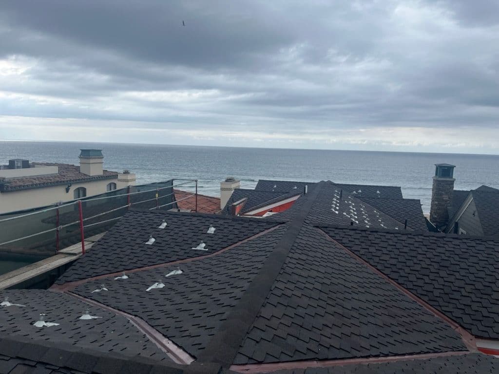 Presidential TL Shingle Roof by the Sea