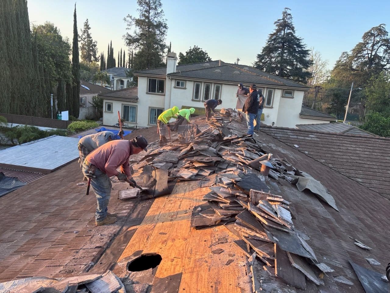 Roof Makeover with Eagle Ponderosa Shingles in Arcadia image