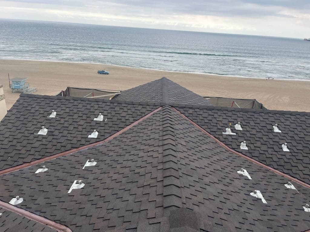 Presidential TL Shingle Roof by the Sea